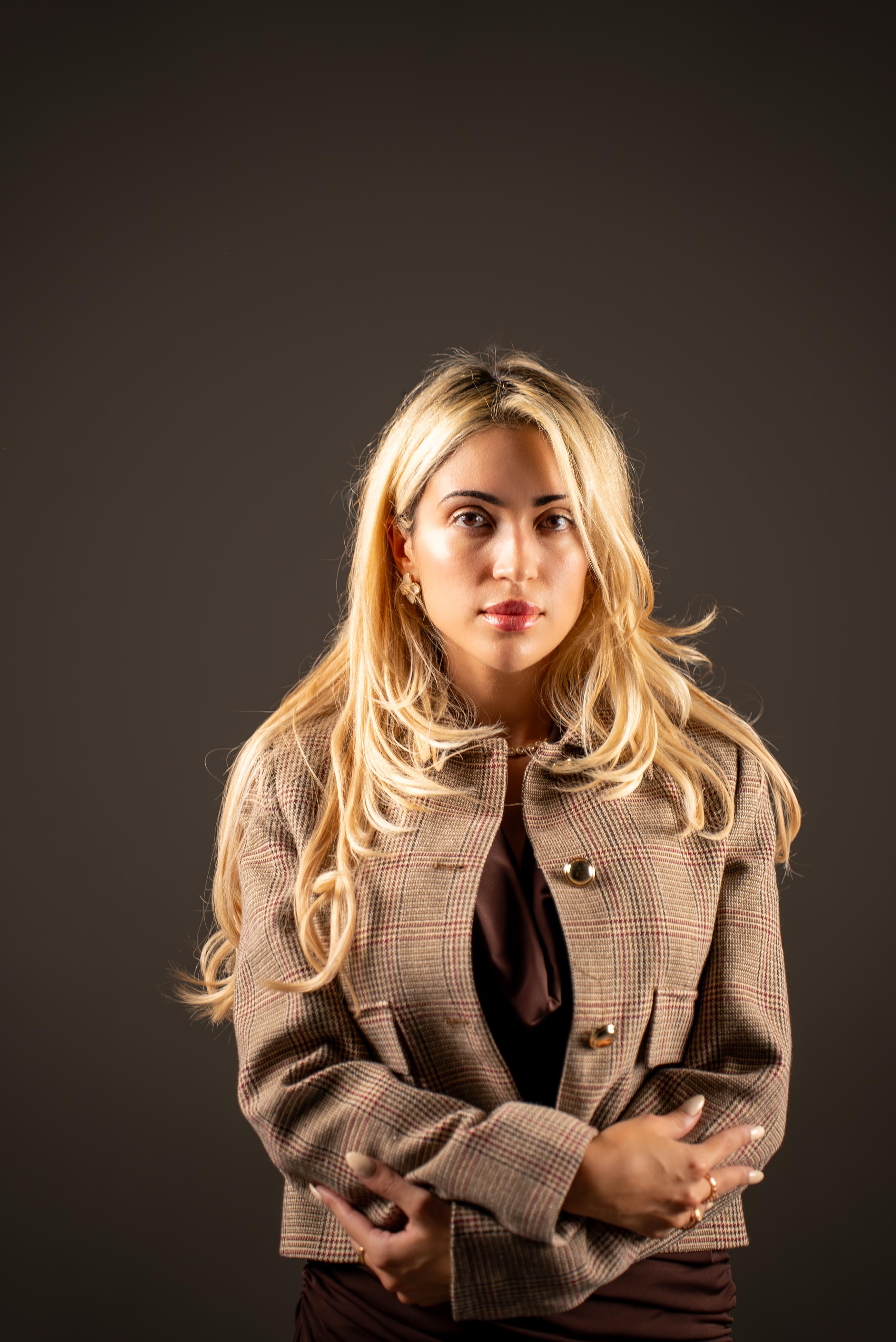 Gabriella Magalhaes - Professional Portrait